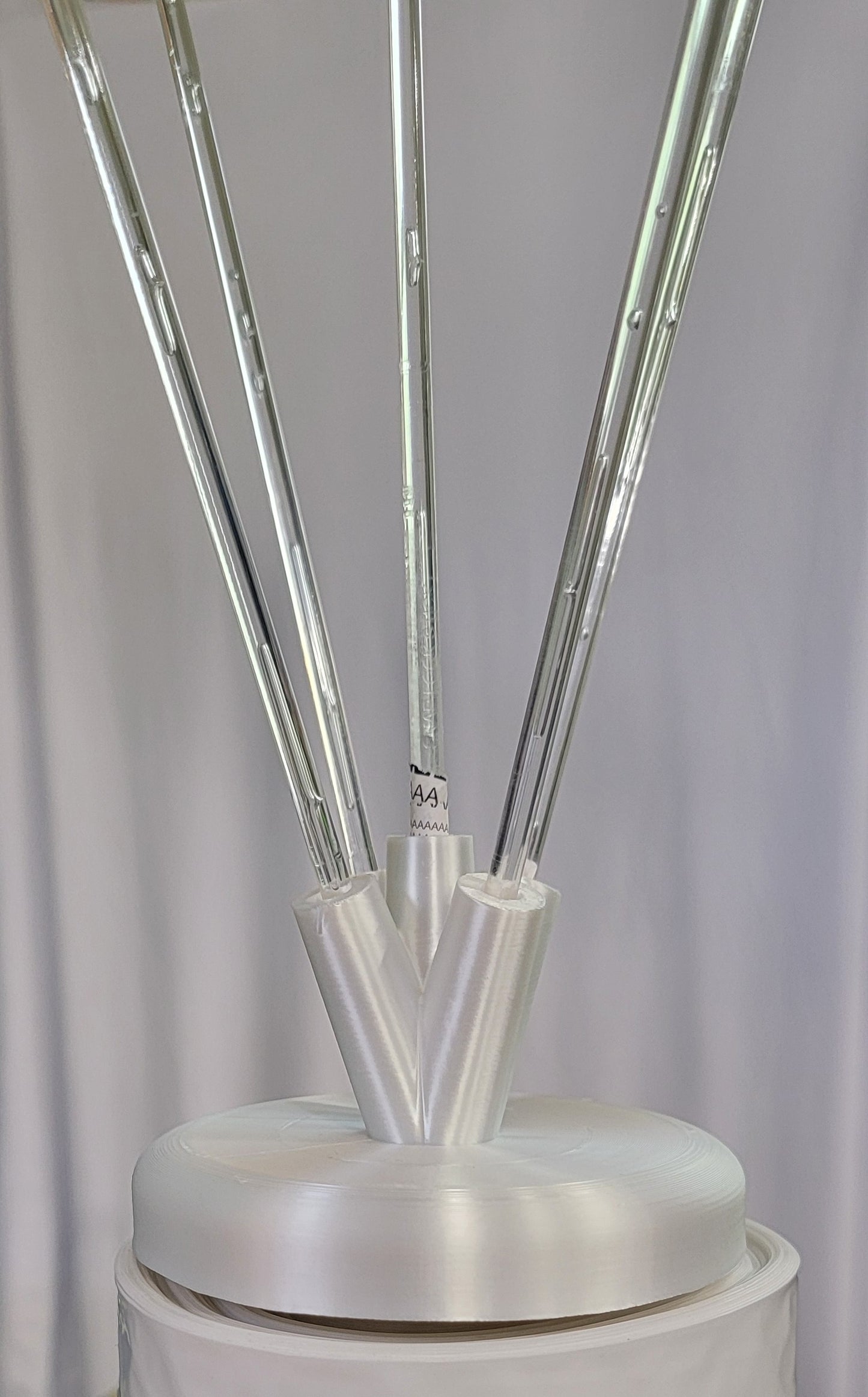 White balloon stand