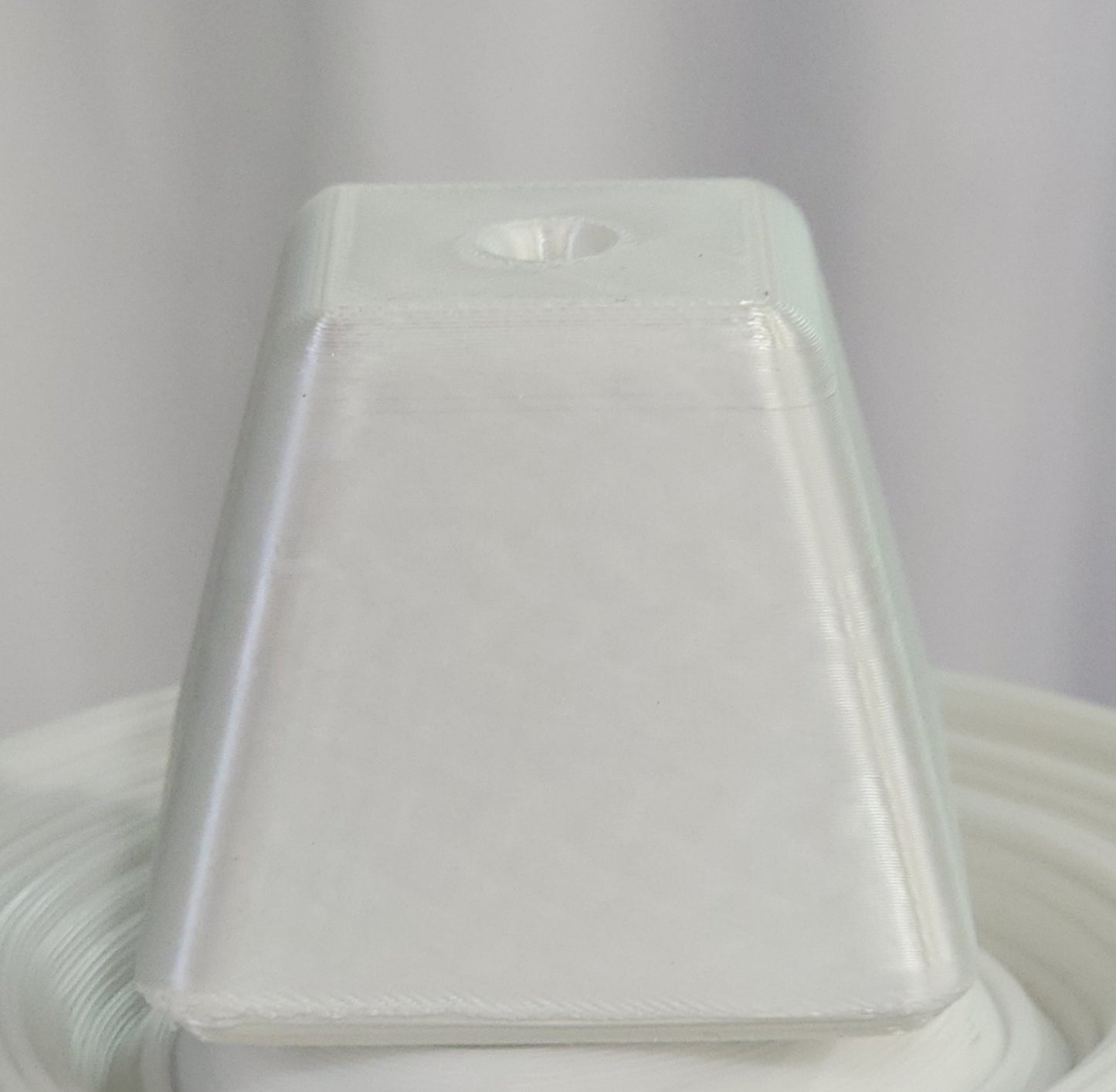 White balloon weight